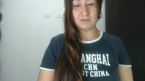 iiisabella online show from February 19, 2:35 pm