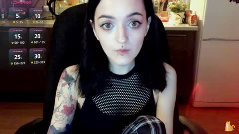 Lina 3  1715622743 online show from January 4, 3:17 pm