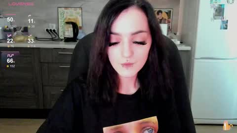 Lina 3  1715622743 online show from September 11, 8:03 am