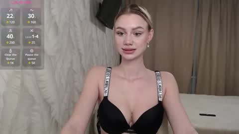 Snapshot of linacute52 chatting on February 11, 10:28 pm linacute52 online show from February 11, 10:28 pm