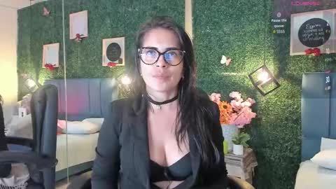 Lina  online show from September 30, 11:37 am