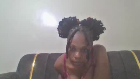 linahusu online show from November 17, 7:52 pm