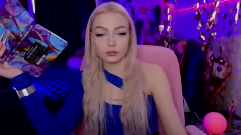 I am Lina online show from March 21, 8:19 am