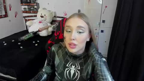 Lina online show from October 30, 12:34 am