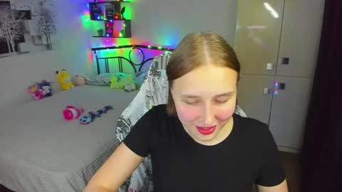Lina online show from June 2, 9:17 pm