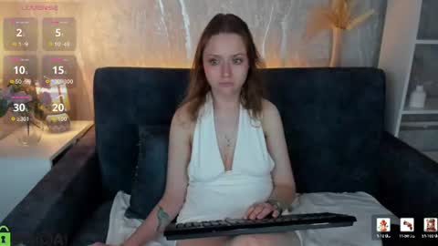 Snapshot of linda__bryant chatting on June 22, 3:25 am Linda GMT2 Mon Tu Fri Sa Su 0300am-1000 am online show from June 22, 3:25 am