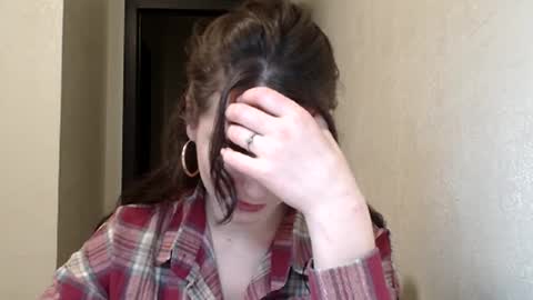 Linda online show from December 21, 8:16 pm