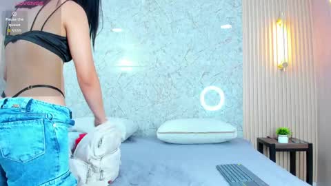  LINDA  online show from May 28, 11:07 am