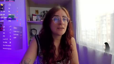 Snapshot of linda_giggle chatting on July 20, 10:23 pm Giggles online show from July 20, 10:23 pm
