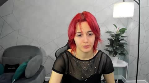 Linda online show from December 15, 9:02 am