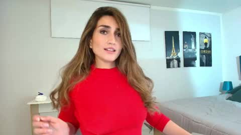 Maria Paula online show from May 21, 12:23 pm