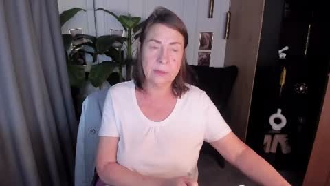 Linda online show from July 24, 6:17 pm