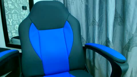  Lindsey  online show from September 12, 12:05 pm