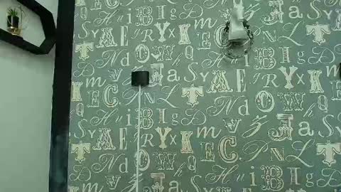  Lindsey  online show from September 14, 11:09 am