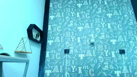  Lindsey  online show from January 6, 12:53 pm