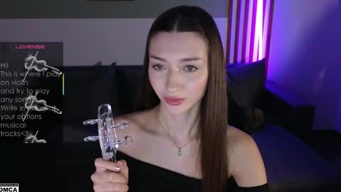 Snapshot of lindsey_mey chatting on June 2, 9:17 pm Lindsey online show from June 2, 9:17 pm