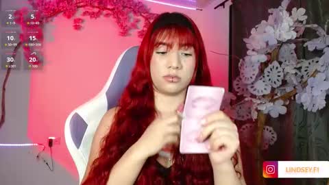 LINDSEYFERRER online show from March 18, 5:16 pm