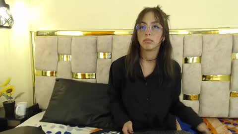 ling ling24 online show from March 11, 6:43 am