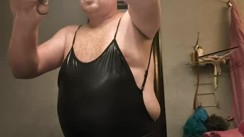 Snapshot of lingerieking11 chatting on July 6, 12:02 pm lingerieking11 online show from July 6, 12:02 pm