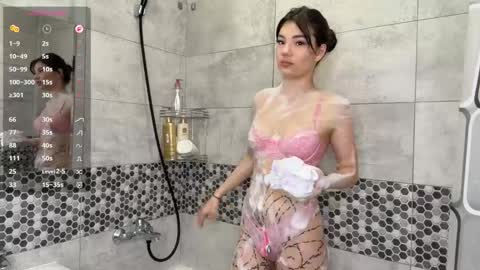 Lira online show from May 22, 4:56 pm