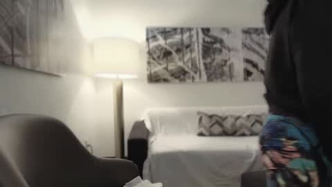 linuxgirlsudosu online show from January 24, 6:57 am