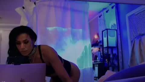 linuxgirlsudosu online show from February 8, 4:14 am