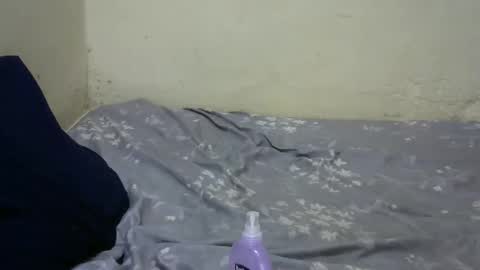 Snapshot of lioness_2 chatting on May 26, 7:59 am lioness online show from May 26, 7:59 am