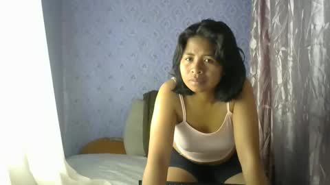 liora online show from October 17, 4:15 am