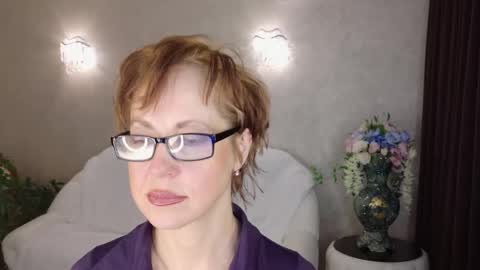 Liora Weiss online show from March 4, 6:52 am