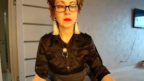 Snapshot of lioraweiss chatting on April 19, 9:19 am Liora Weiss online show from April 19, 9:19 am