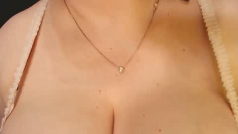 LIpsAddiction online show from November 5, 11:38 pm