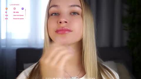 Amelia online show from March 18, 1:09 am