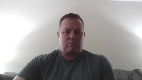 liqerhole online show from April 17, 3:26 pm