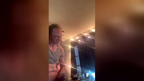 Snapshot of liquid187 chatting on March 24, 6:13 pm liquid187 online show from March 24, 6:13 pm