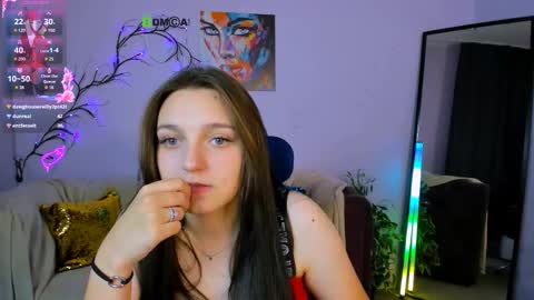 Snapshot of lira_lune chatting on September 20, 6:09 pm lira li online show from September 20, 6:09 pm