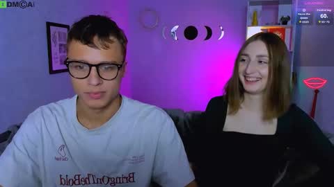 Snapshot of lira_lune chatting on October 7, 9:28 am lira li online show from October 7, 9:28 am