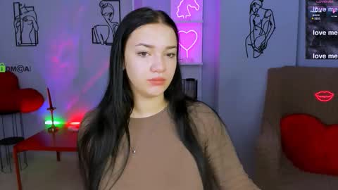 Snapshot of lira_lune chatting on October 11, 12:15 pm lira li online show from October 11, 12:15 pm