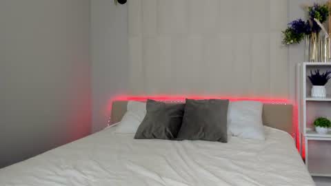 Snapshot of lira_revery chatting on July 23, 1:58 am Lira revery online show from July 23, 1:58 am