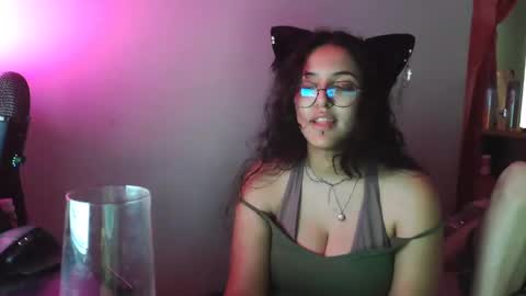 Lira online show from December 6, 6:39 pm