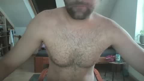 Snapshot of liropogo123456 chatting on March 3, 8:53 am liropogo123456 online show from March 3, 8:53 am