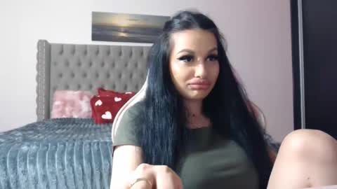 Lisa online show from February 5, 8:35 pm