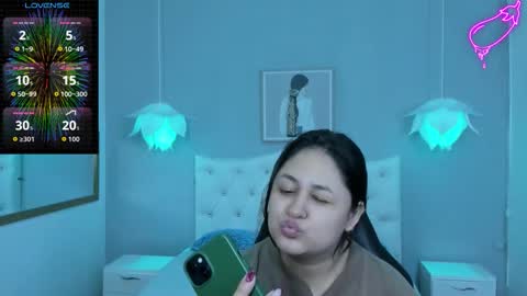 Lisa online show from December 4, 11:41 am