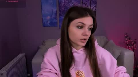 Lisa online show from January 18, 12:09 pm