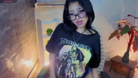 lisa dolly nyx online show from May 4, 10:39 pm