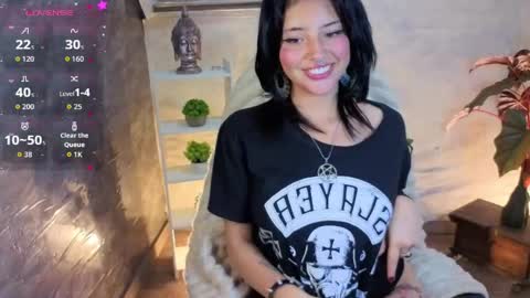lisa dolly nyx online show from May 8, 8:58 pm
