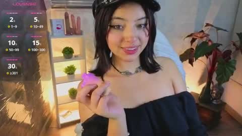lisa dolly nyx online show from May 28, 8:33 am