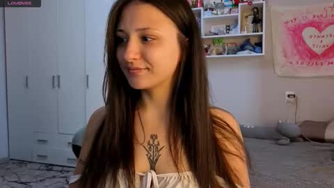 Snapshot of lisa_mzemta chatting on March 21, 10:20 am Lisa online show from March 21, 10:20 am