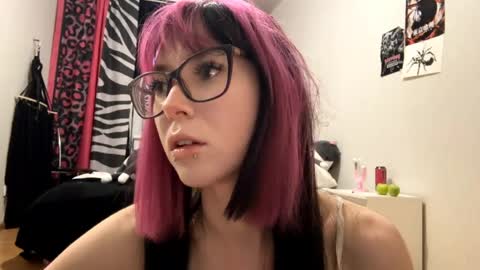 Aileen online show from May 27, 6:38 pm