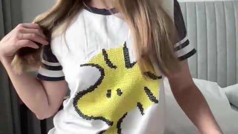 Lisa online show from May 7, 10:20 am