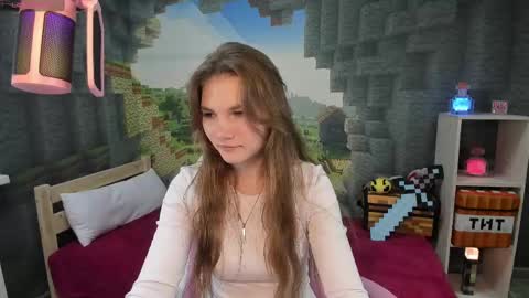 Snapshot of lisaporters chatting on February 8, 11:13 pm Lisa online show from February 8, 11:13 pm